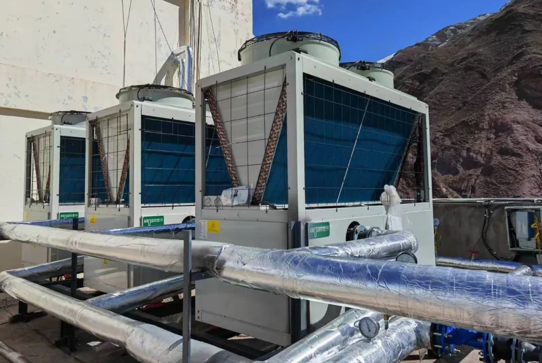 欧思丹热泵服务20多所学校30多万平建筑，助力西藏高寒高海拔地区清洁供暖